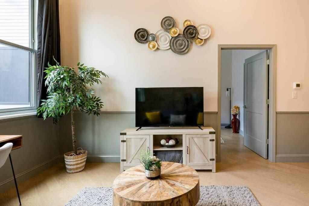 Gorgeous Condo In The Heart Of Dt Birmingham! المظهر الخارجي الصورة